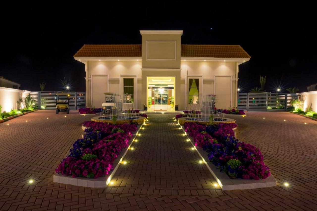 Swiss International Hotel Villas Unaizah - Al Qassim Exteriör bild