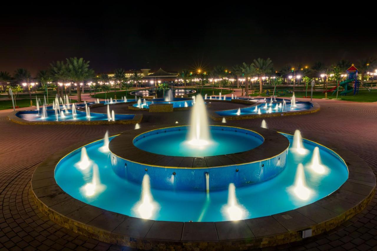 Swiss International Hotel Villas Unaizah - Al Qassim Exteriör bild